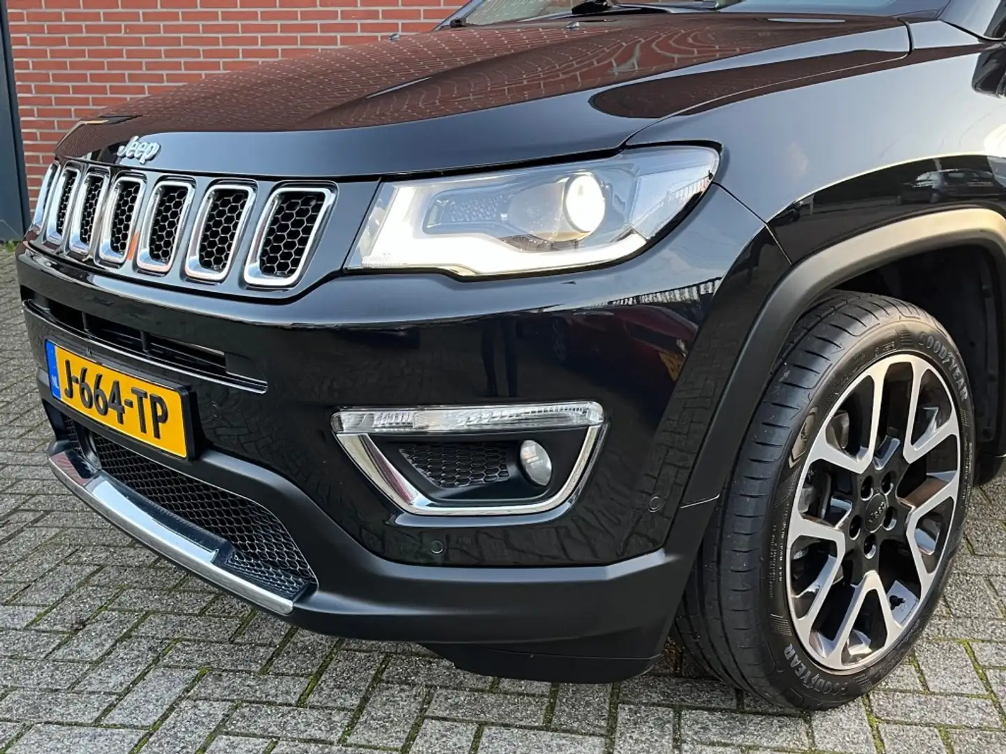 Jeep Compass 1.3T LIMITED NAVI CRUISE CLIMA PDC CAMERA Noir - 2