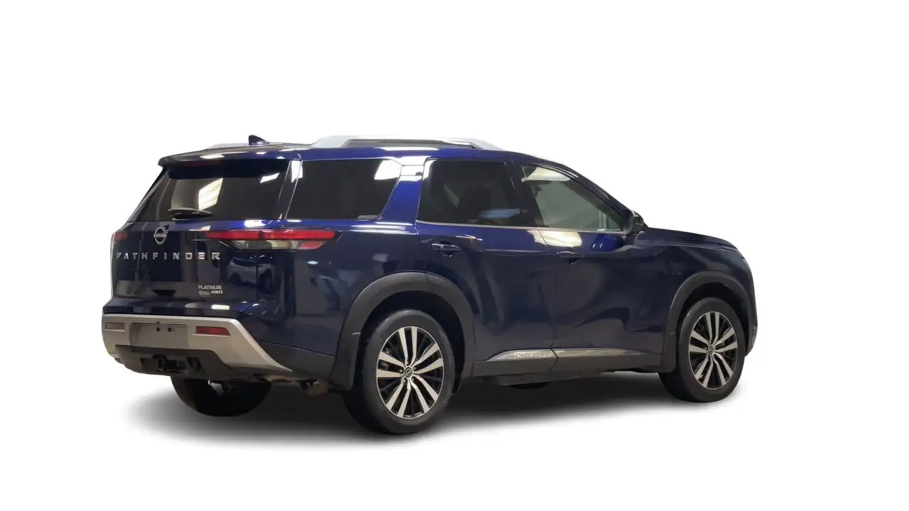Nissan Pathfinder снимка Nissan Pathfinder