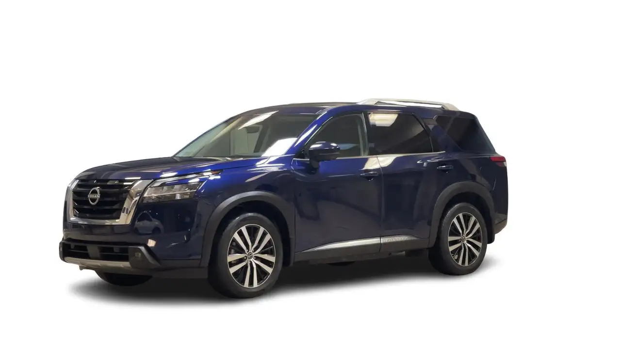 Nissan Pathfinder снимка Nissan Pathfinder