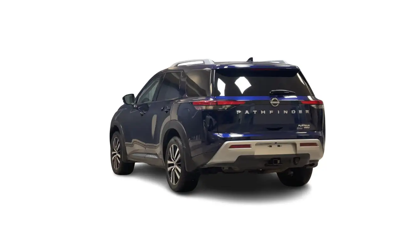 Nissan Pathfinder снимка Nissan Pathfinder