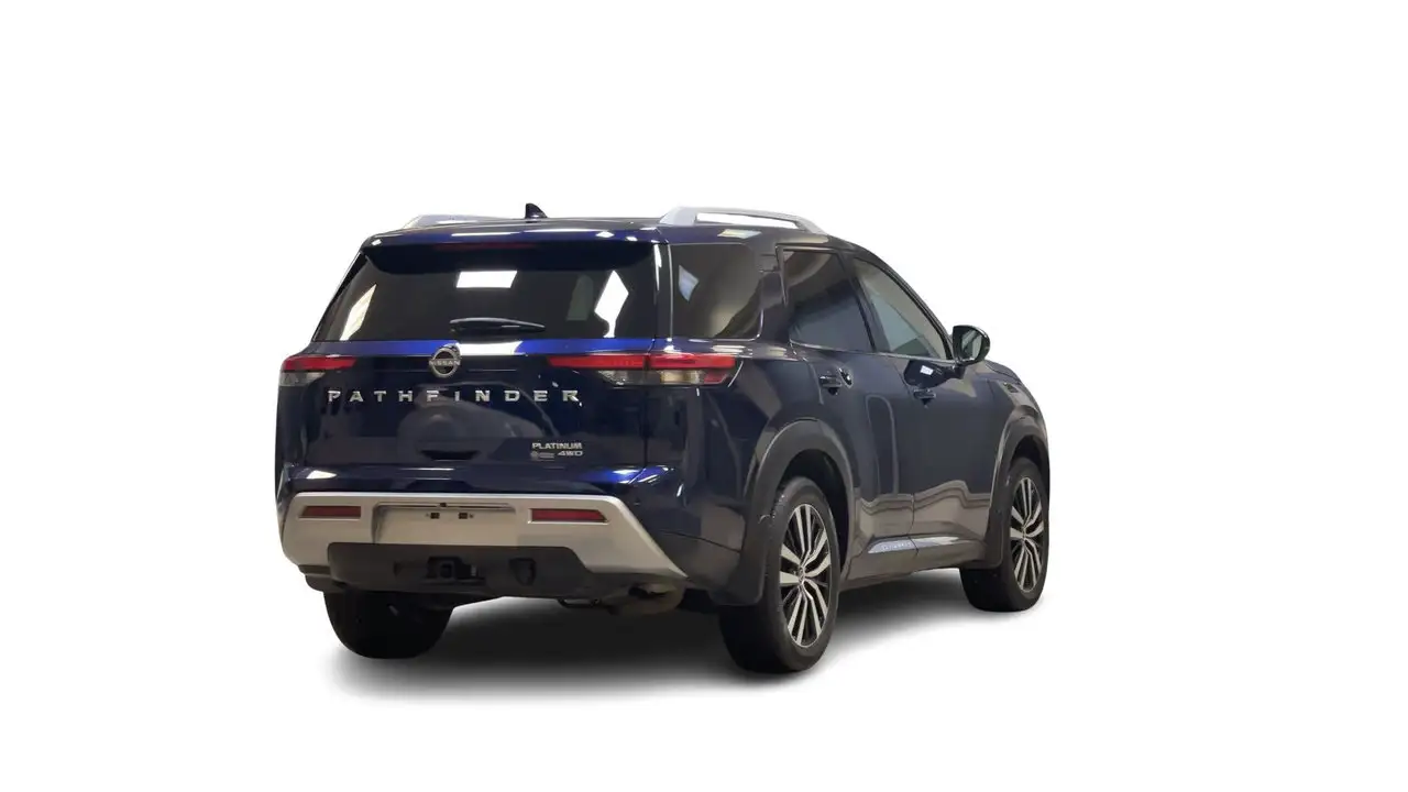 Nissan Pathfinder снимка Nissan Pathfinder