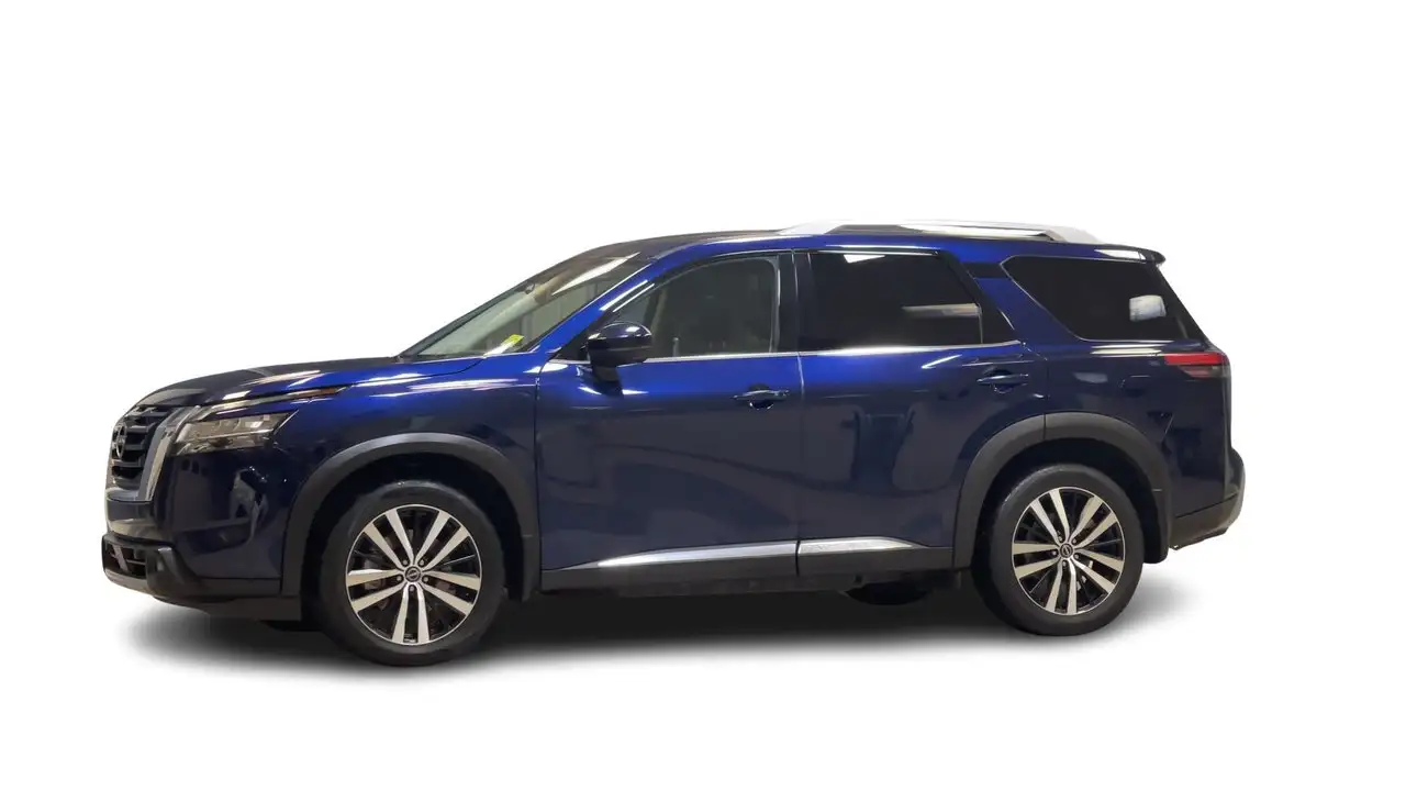 Nissan Pathfinder снимка Nissan Pathfinder