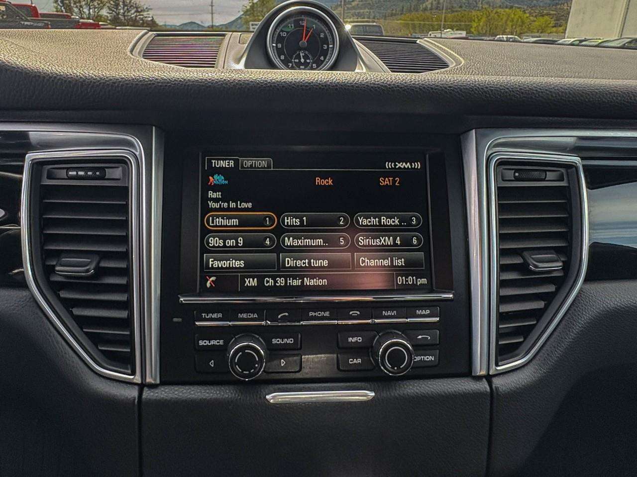 2016 Porsche Macan S thumb 18