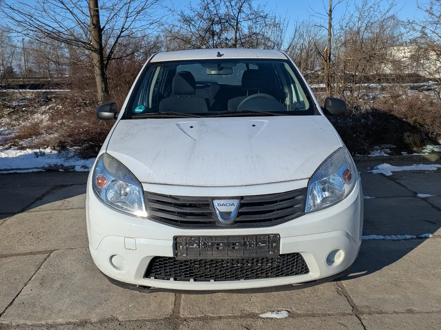 Dacia Sandero Ambiance Weiß - 1