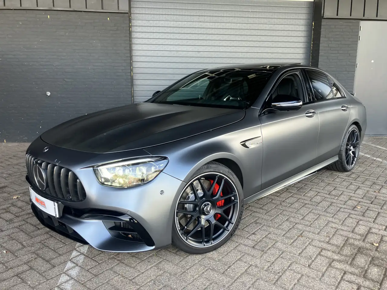 Mercedes-Benz E 63 AMG