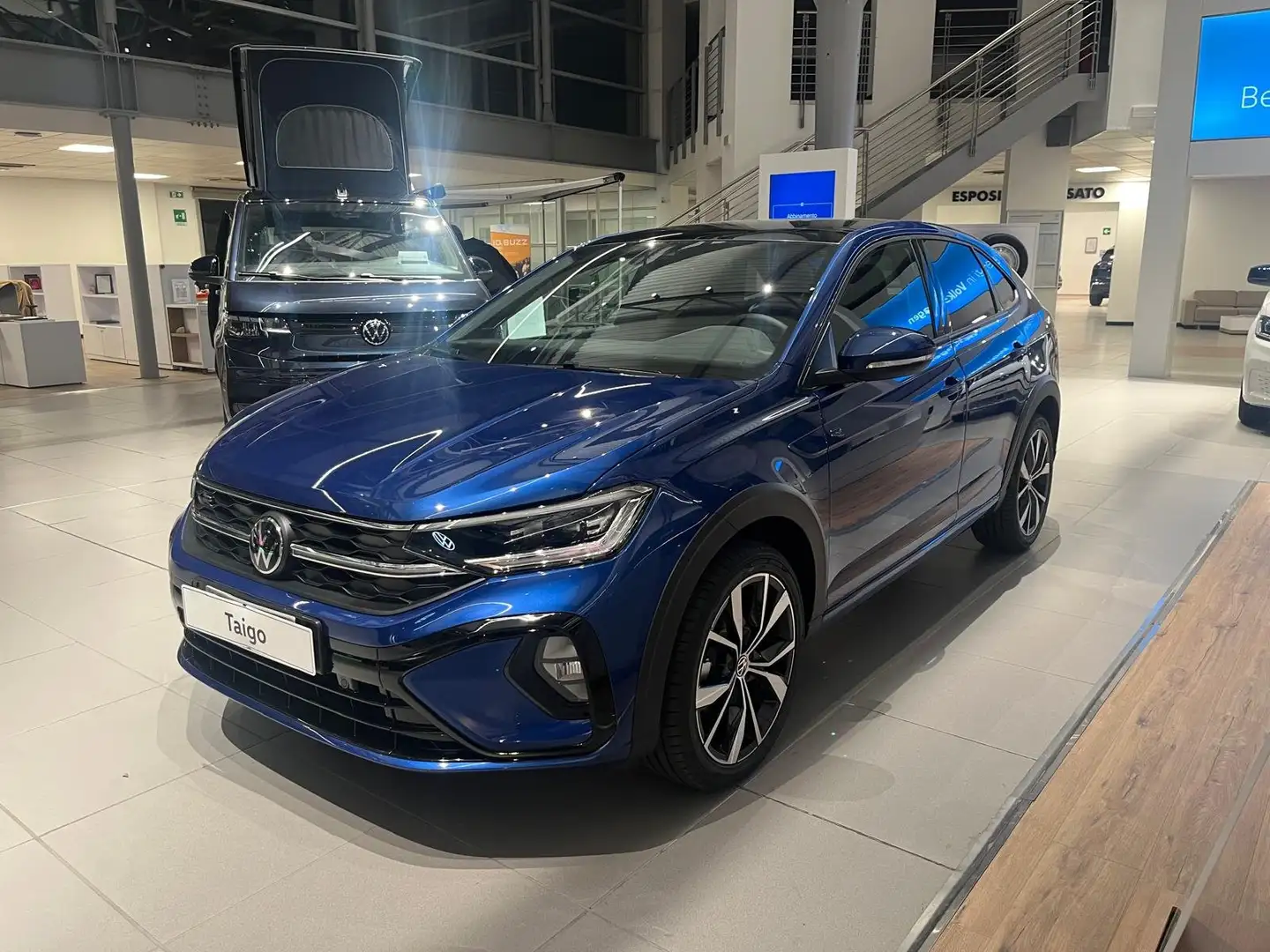 Volkswagen Taigo 1.0 TSI 115 CV DSG R-Line Plus NEOPATENTATO Blu/Azzurro - 1