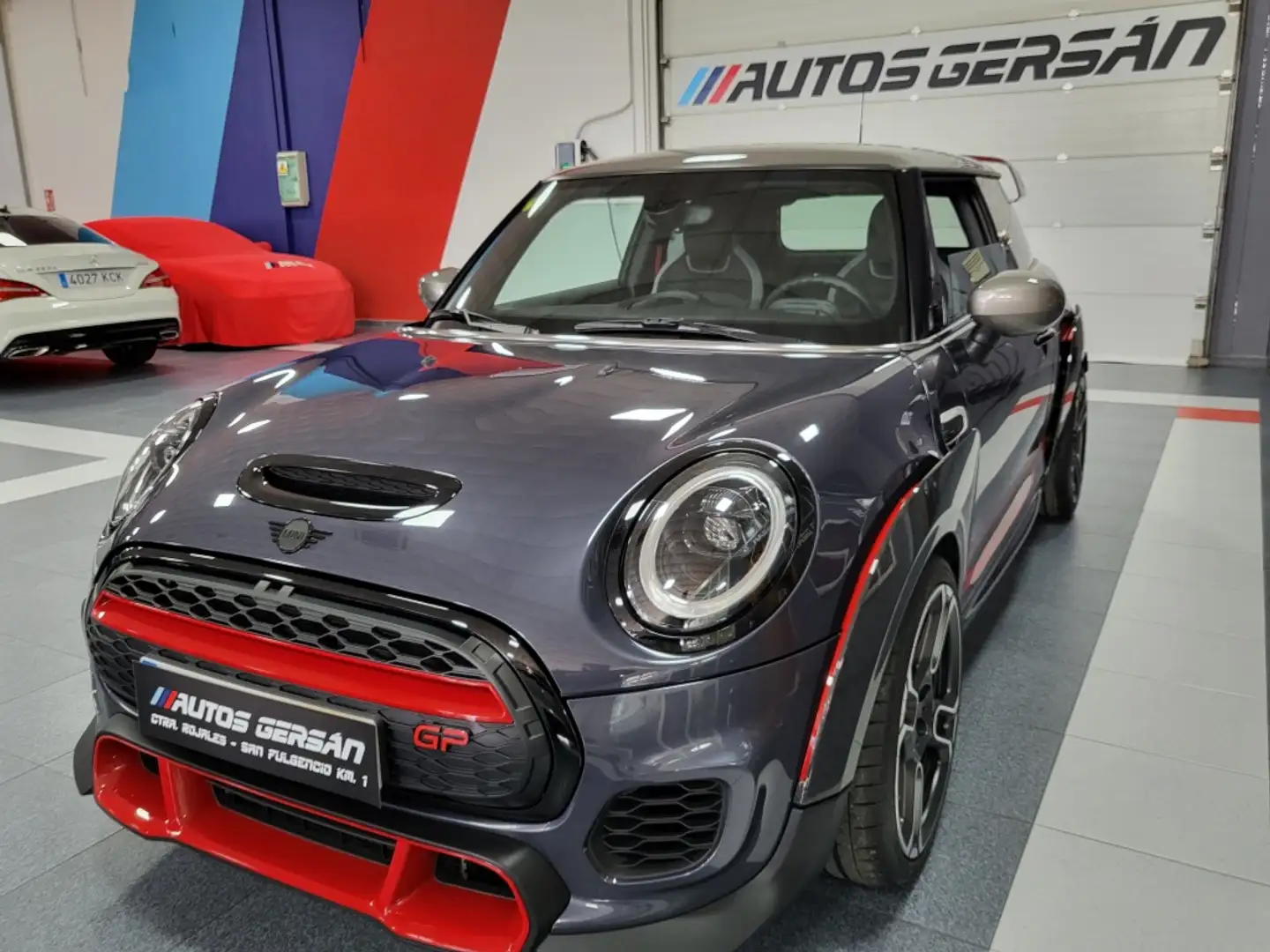 MINI John Cooper Works GP Aut. Gris - 2