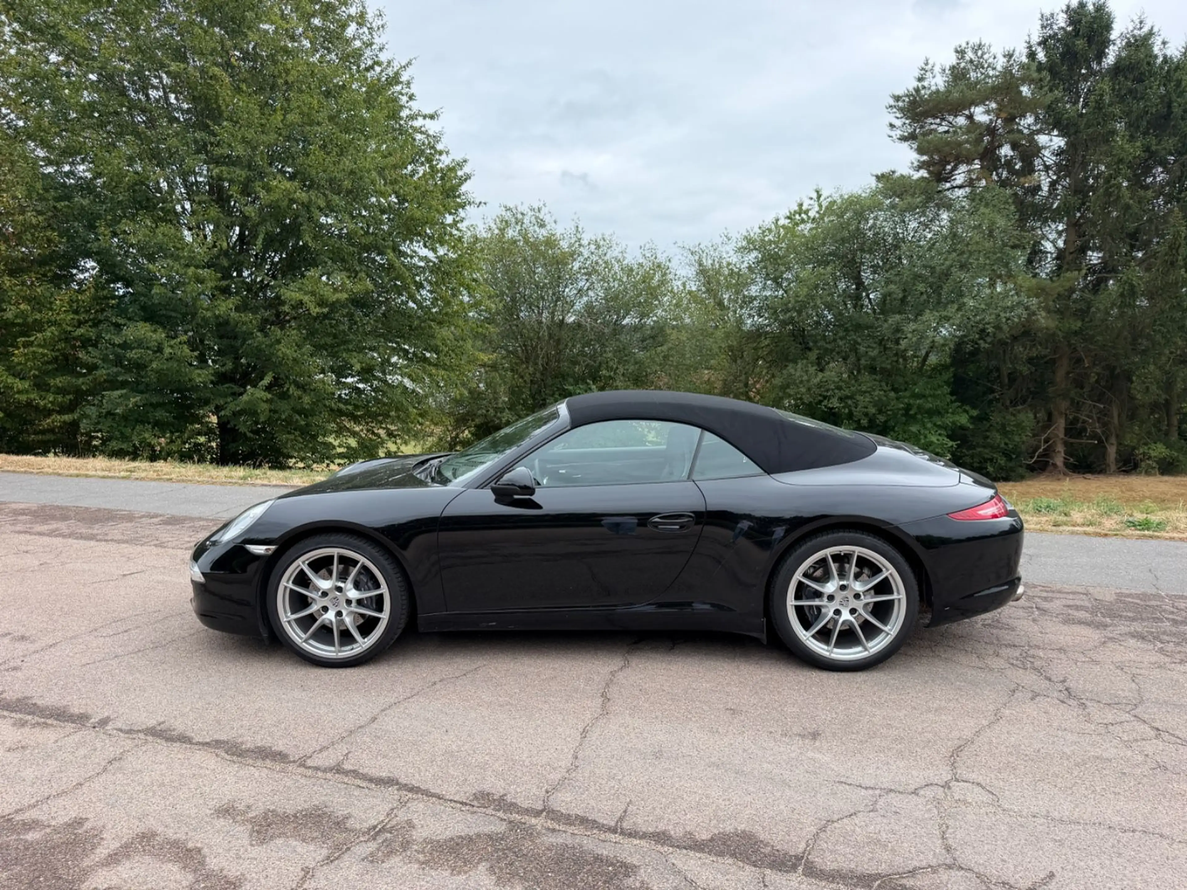 Porsche 991 Cabriolet Schalter Deutsch 1.Hand Approved — photo 11
