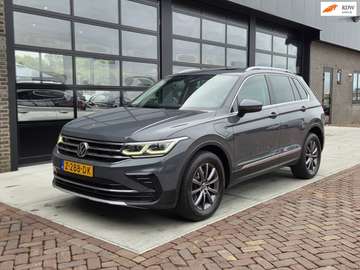 1.4 TSI eHybrid R-Line Business+ | Panoramadak