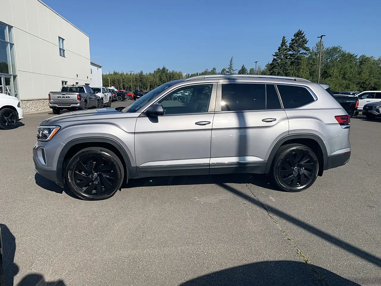 Volkswagen Atlas снимка Volkswagen Atlas