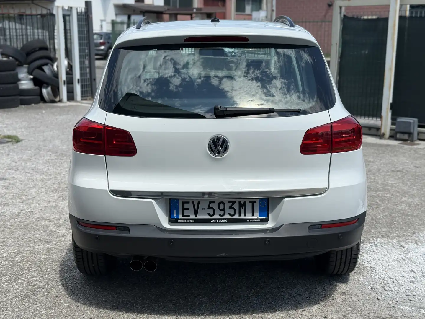Volkswagen Tiguan 2.0 tdi bm Cross 110cv - 2