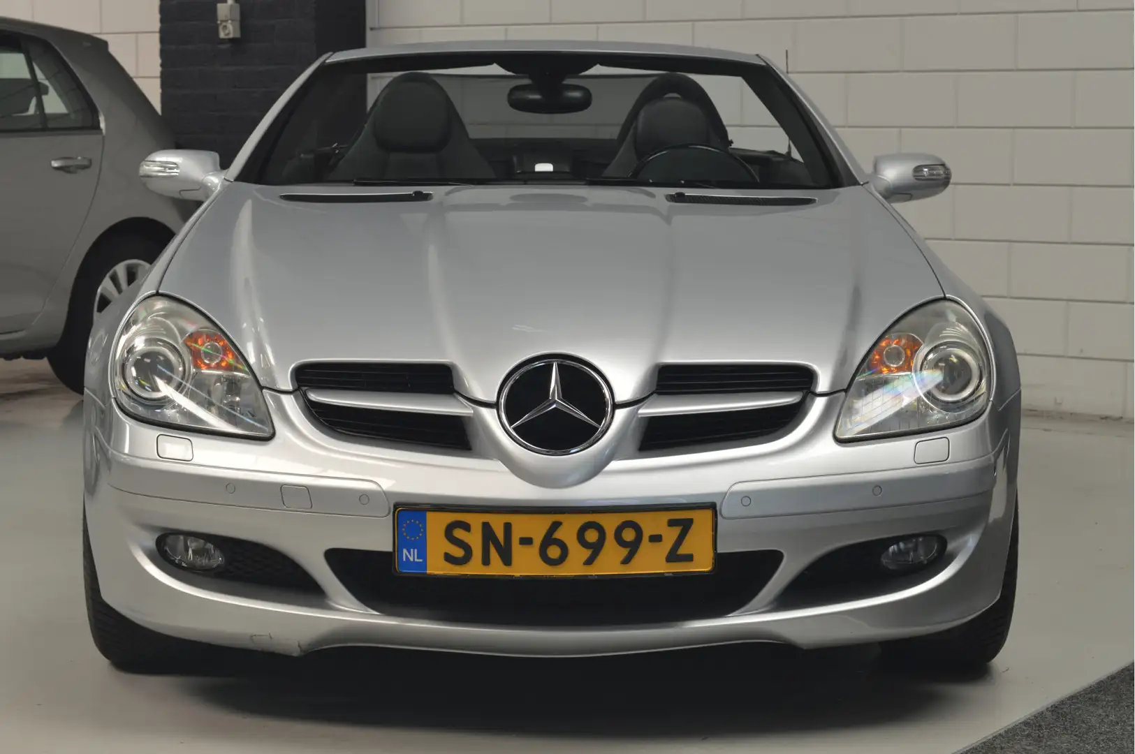Mercedes-Benz SLK 200 K. // 140.000 km // LEDER // STOELVERWARMING // CL Grijs - 2