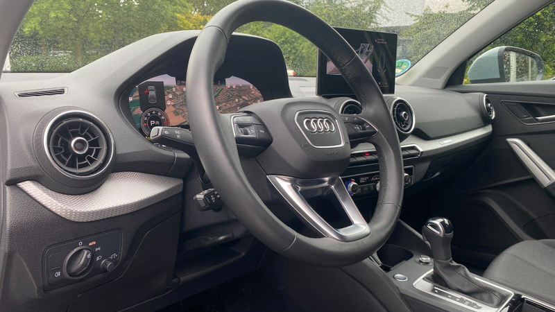 Audi Q2 35 TFSI /AHK/Garantie/Neuwertig/2.Hand — photo 14