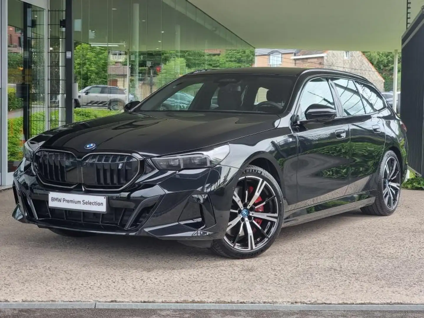 BMW i5 edrive 40 Touring M Sport Noir - 1