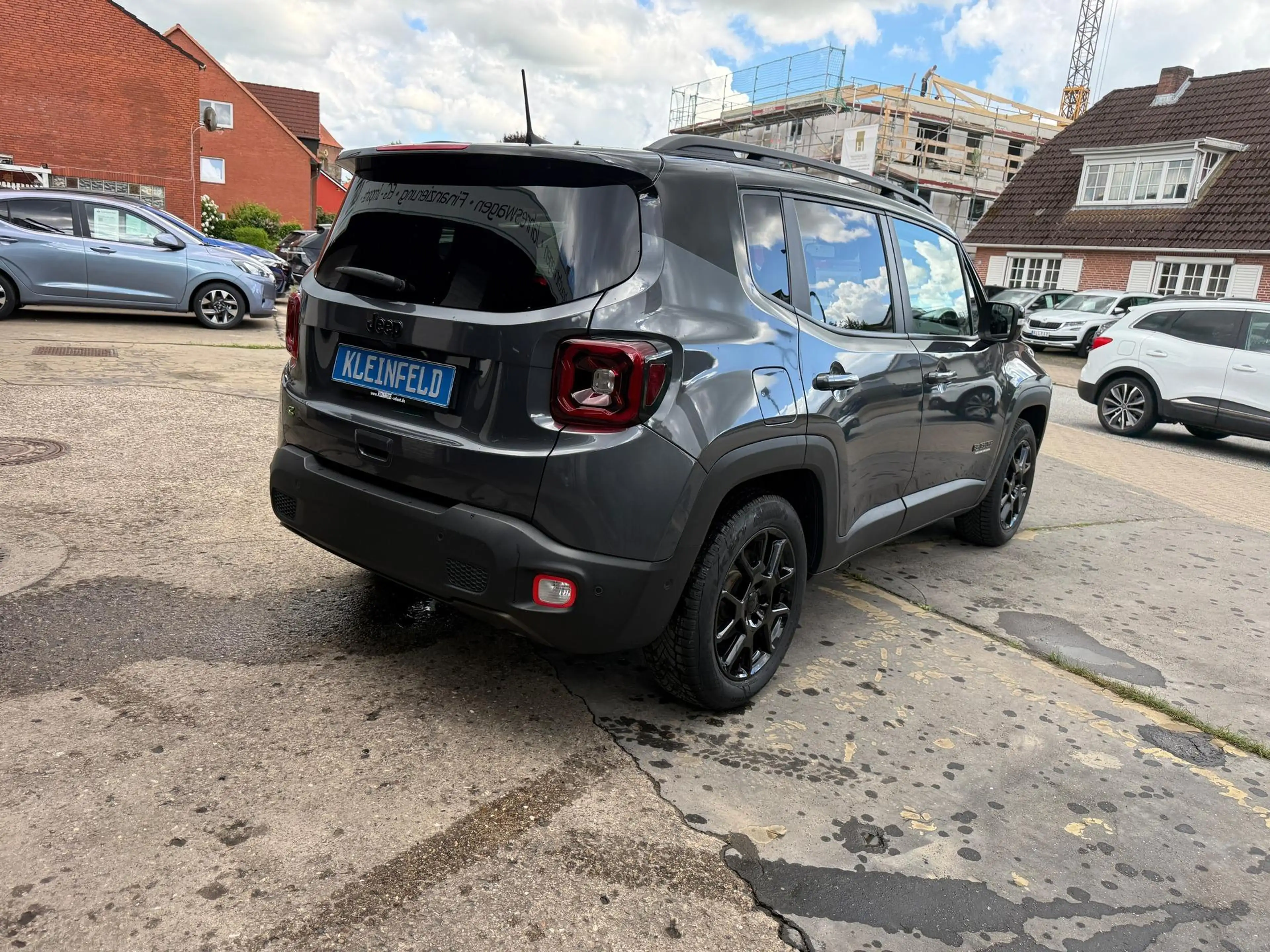Jeep Renegade 1.5 Mild Hybrid "Longitude" Autom.-Navi-PDC-Rca... — photo 6