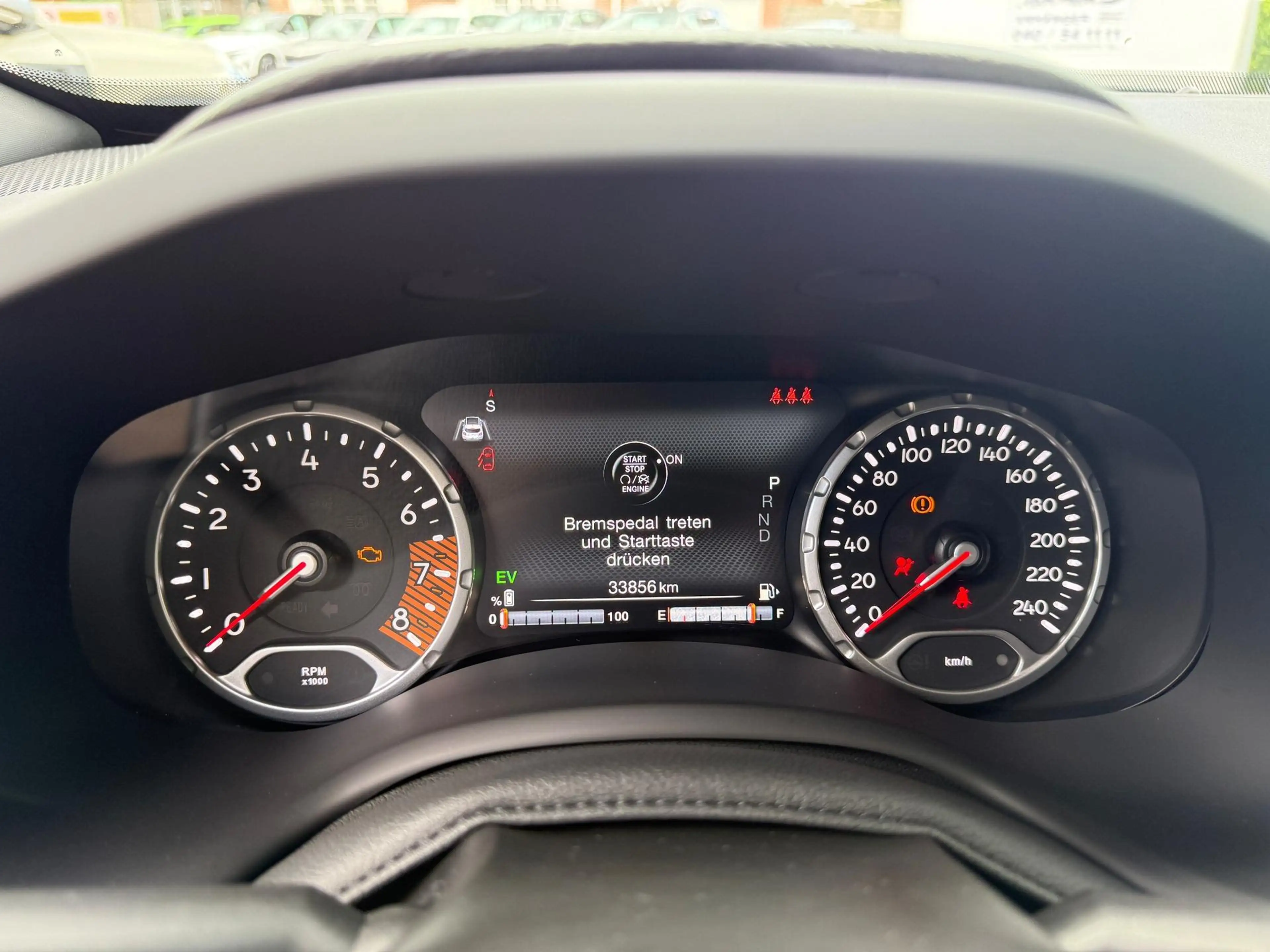 Jeep Renegade 1.5 Mild Hybrid "Longitude" Autom.-Navi-PDC-Rca... — photo 13