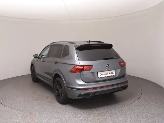 Volkswagen Tiguan Allspace view 5