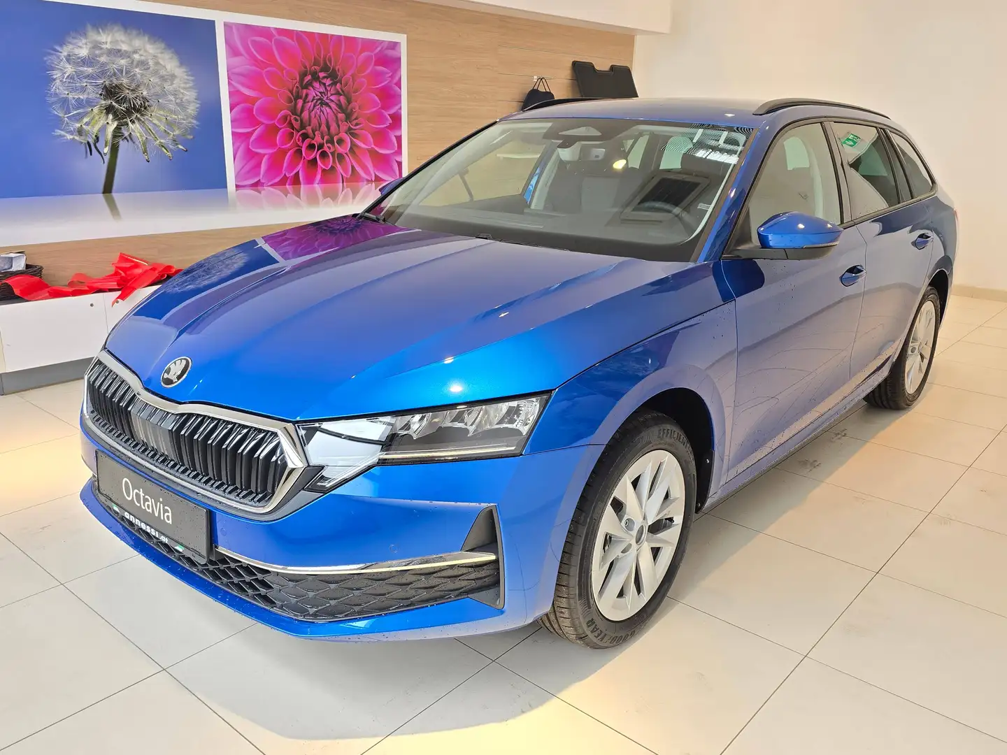 Skoda Octavia 1.5 TSI mHEV 85 kW Selection Blau - 1