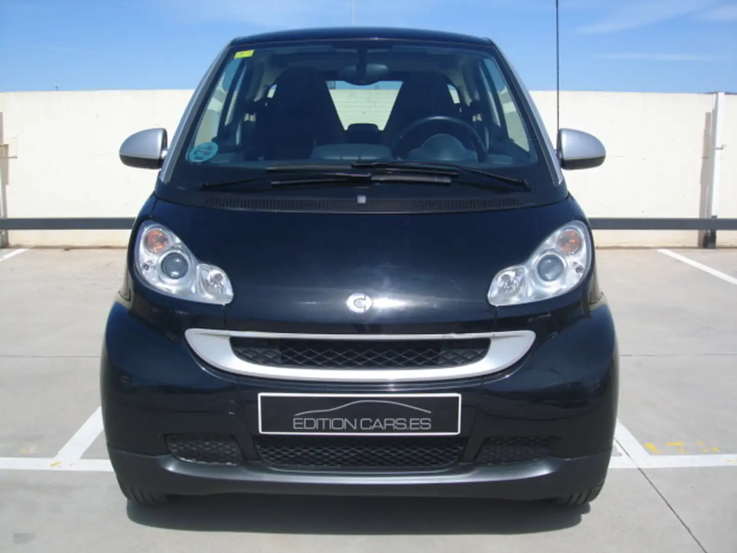 smart forTwo 1.0 52kW (71CV) COUPE Negro - 2
