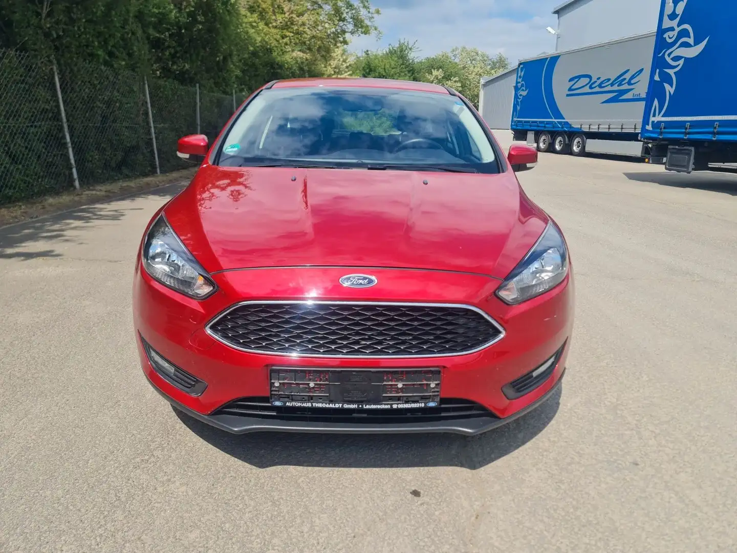 Ford Focus 1,0 EcoBoost 92kW Trend, 1 Hand, Euro 6 Rojo - 2