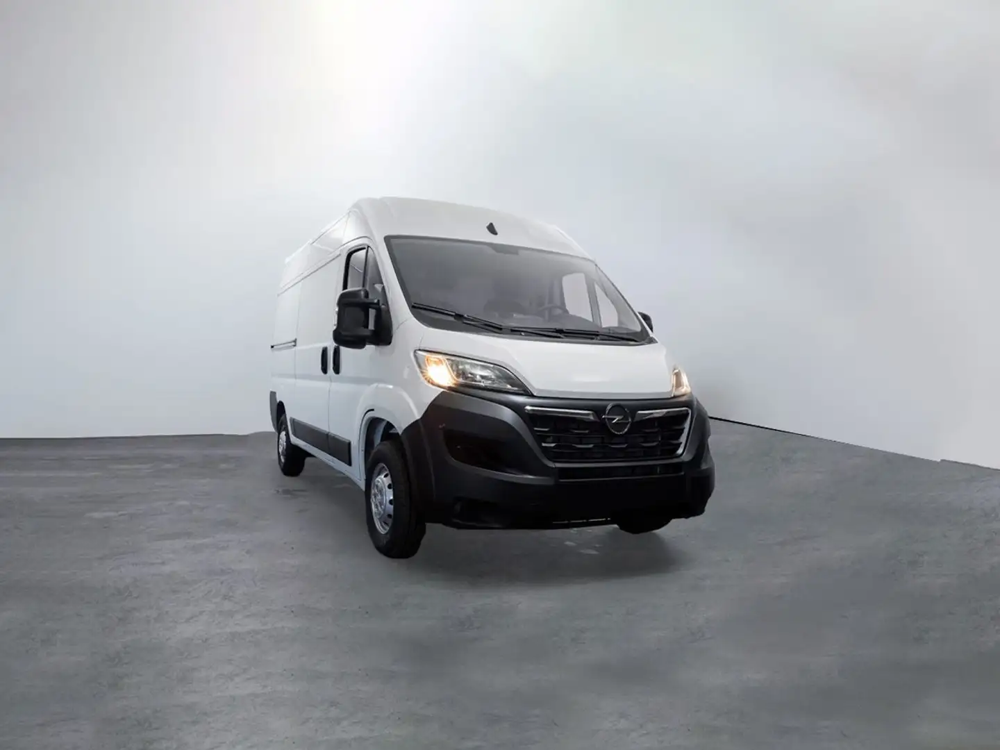 Opel Movano Fg. 2.2 BlueHDI Base 140 L2H2 3500 Wit - 2