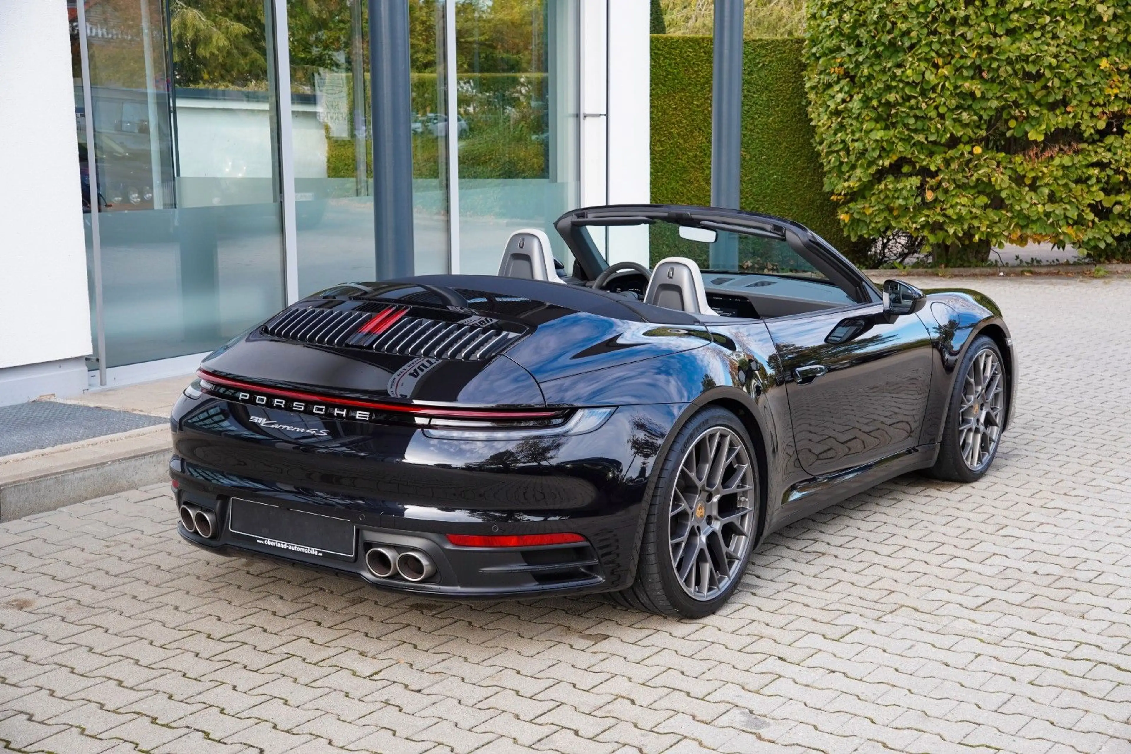 Porsche 992 911 Carrera 4S Cabrio / PASM / PTV PLUS / BOSE — photo 24