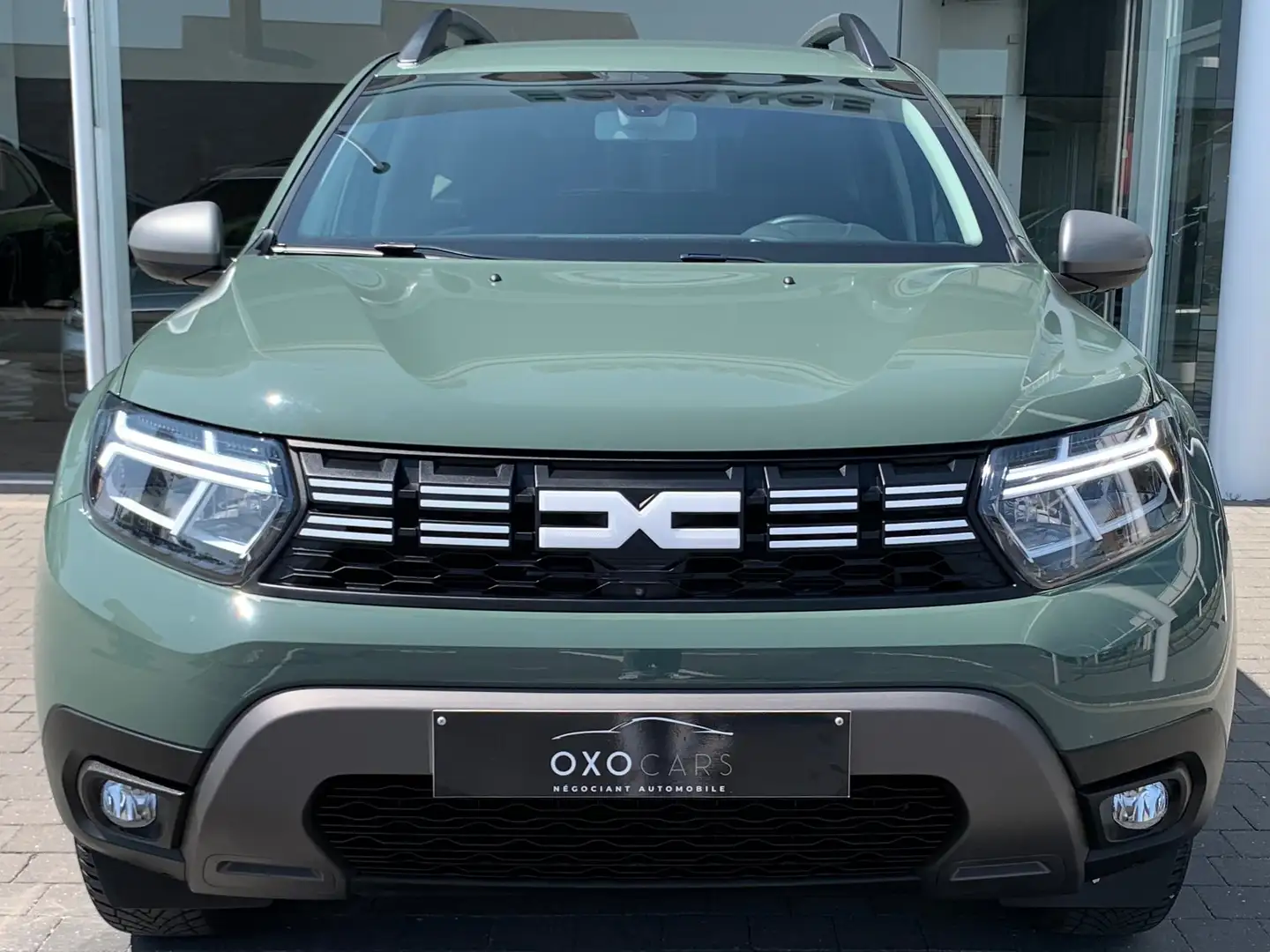 Dacia Duster 4x4 1.5 DCI 4WD / Journey /Camera 360/FULL OPTIONS Grün - 2