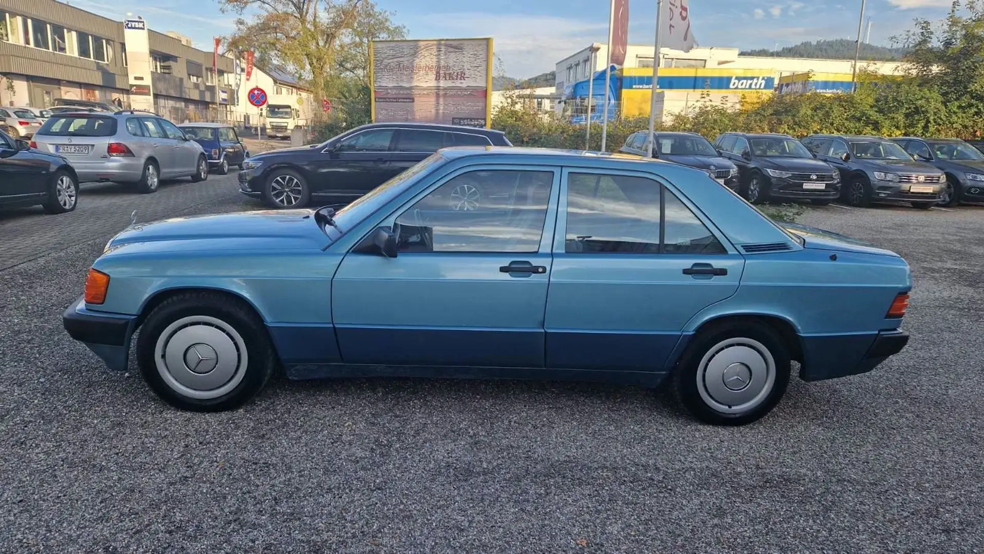 Mercedes-Benz 190 Grün - 2