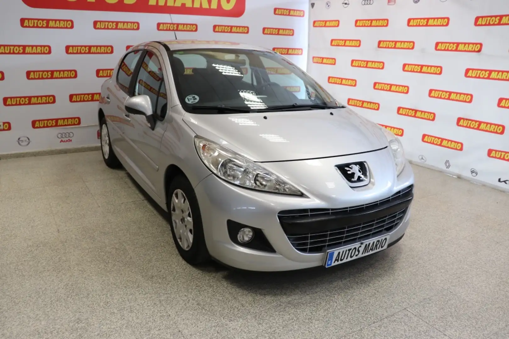 Peugeot 207 1.6HDI FAP Active Gris - 2
