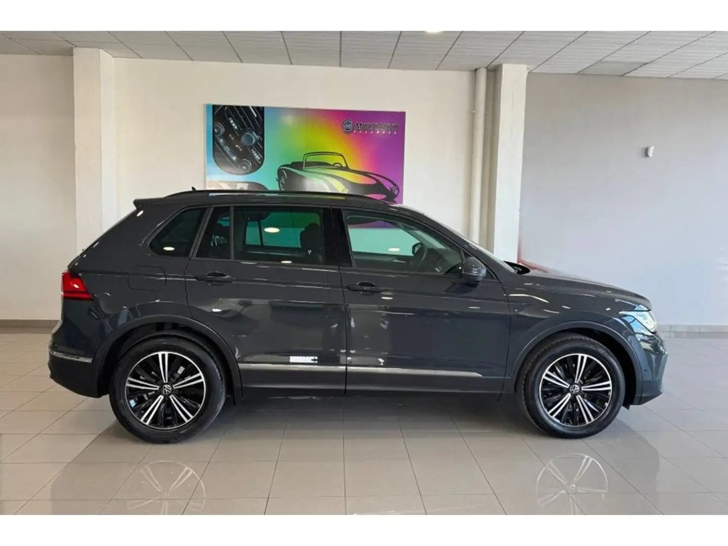 Volkswagen Tiguan 2.0TDI Life DSG 110kW Burdeos - 2