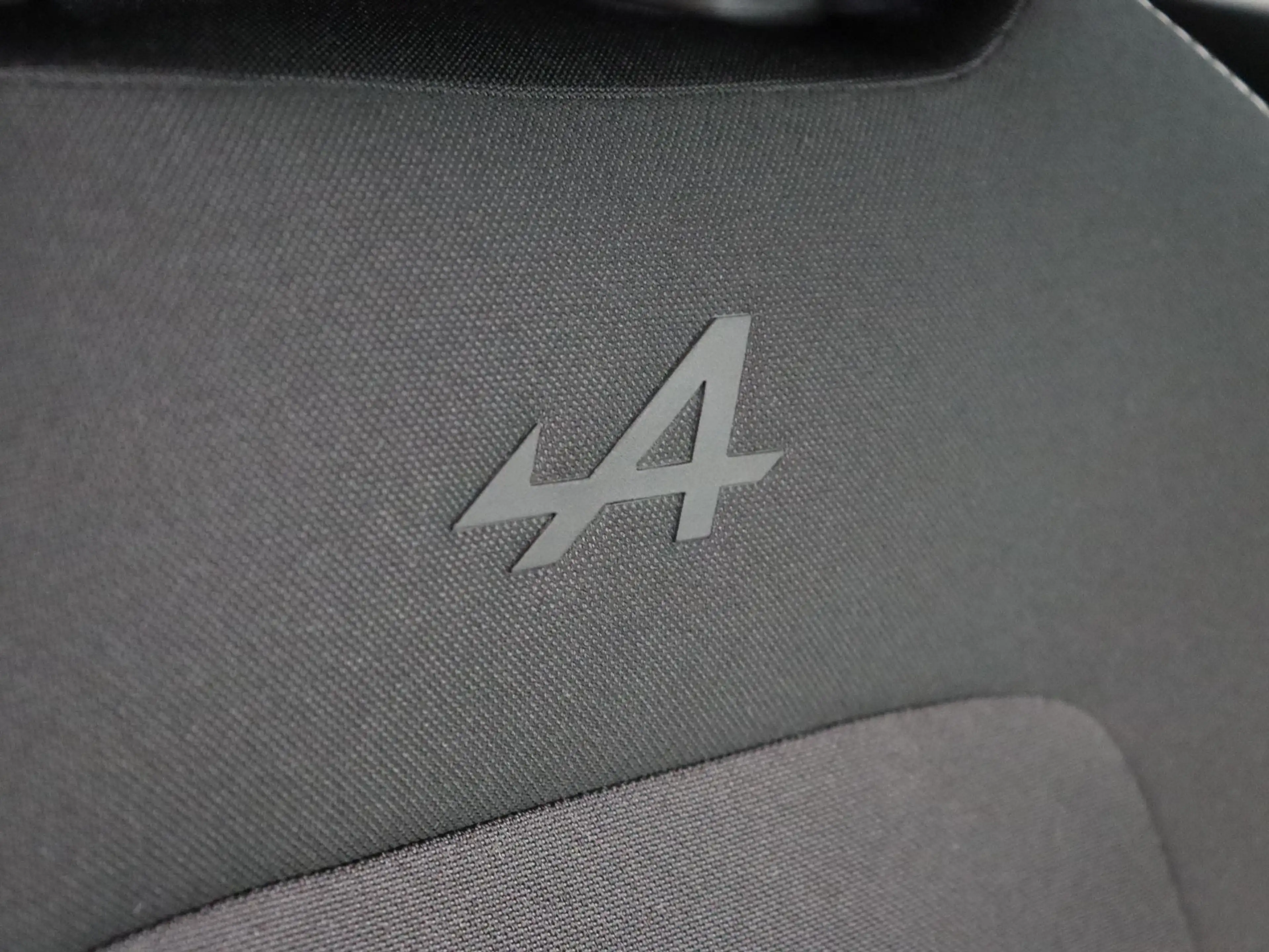 Renault Captur esprit Alpine Full hybrid | Achteruitrijcamera | A — photo 14