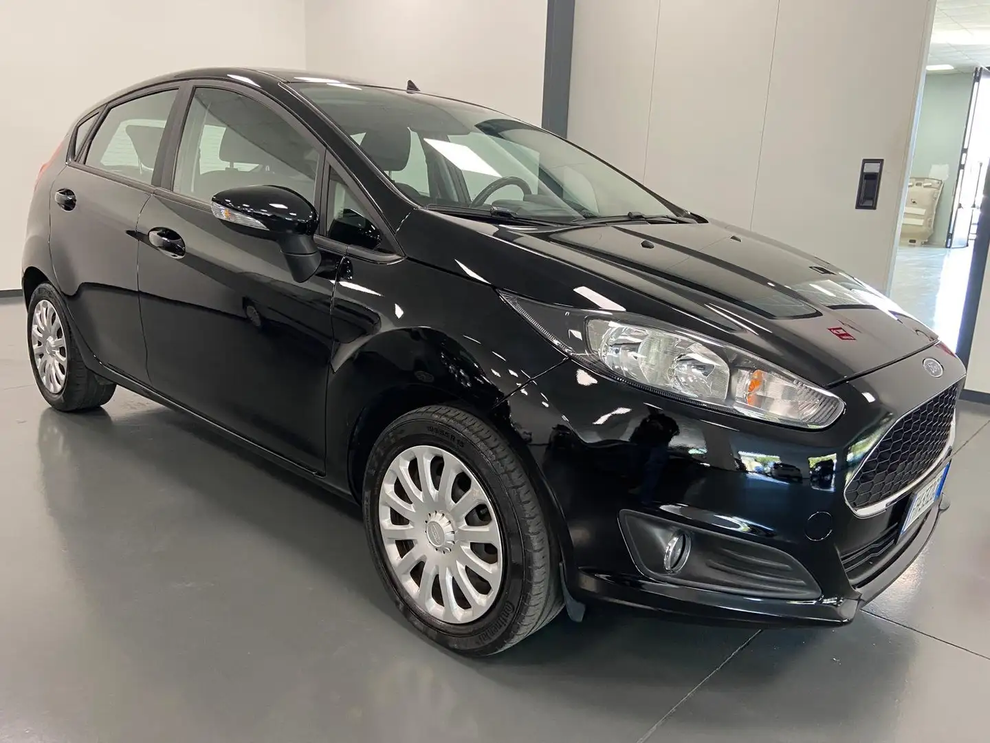 Ford Fiesta Fiesta VI  5p 1.2 Titanium 82cv Noir - 2