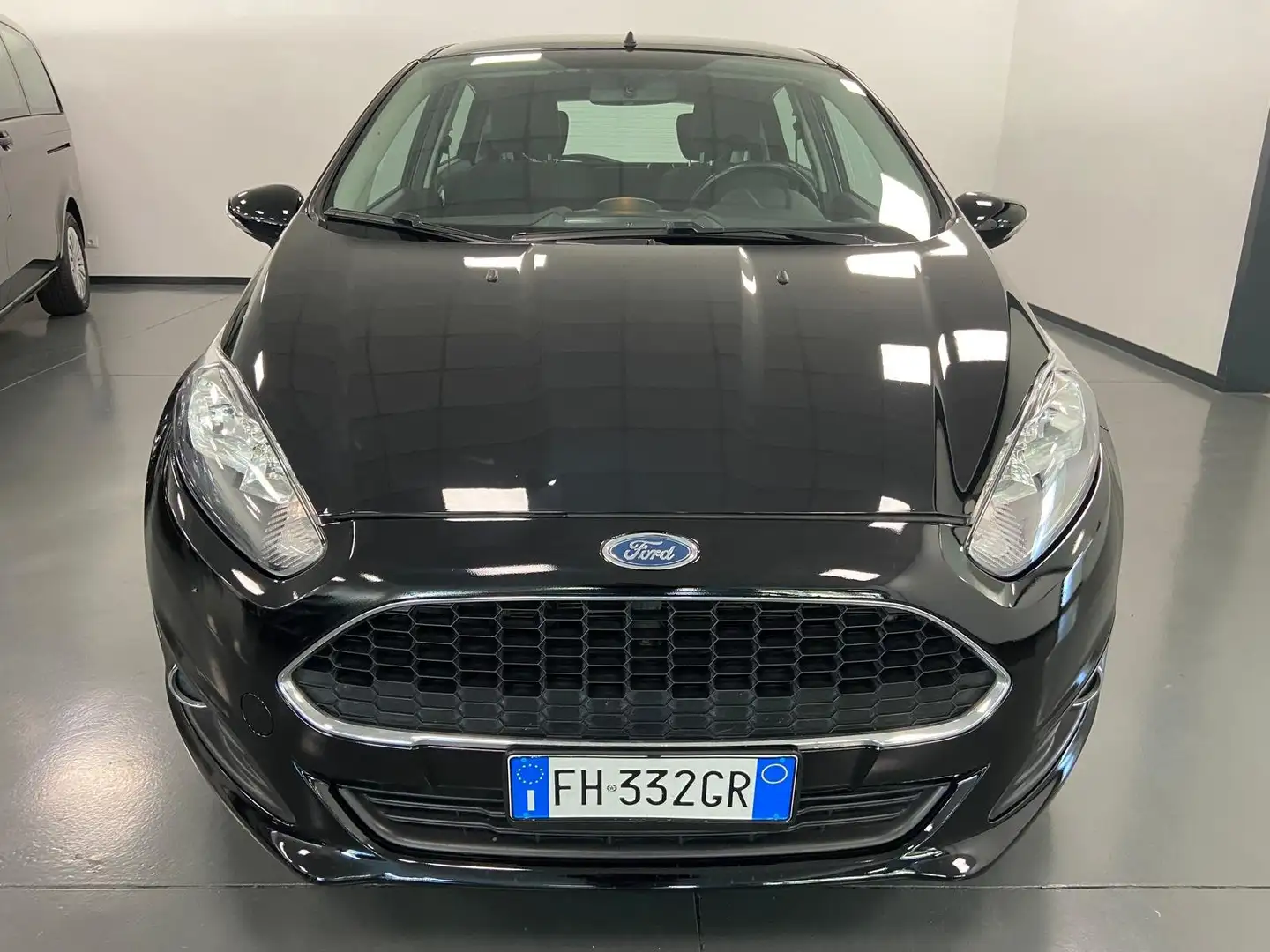 Ford Fiesta Fiesta VI  5p 1.2 Titanium 82cv Noir - 1