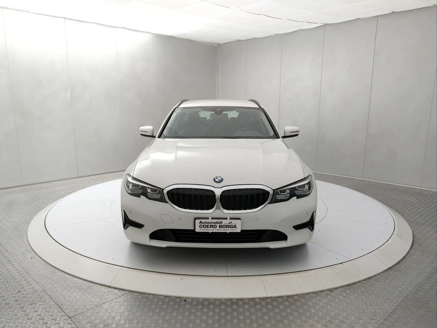 BMW 320 320d Touring Business Advantage Bianco - 2