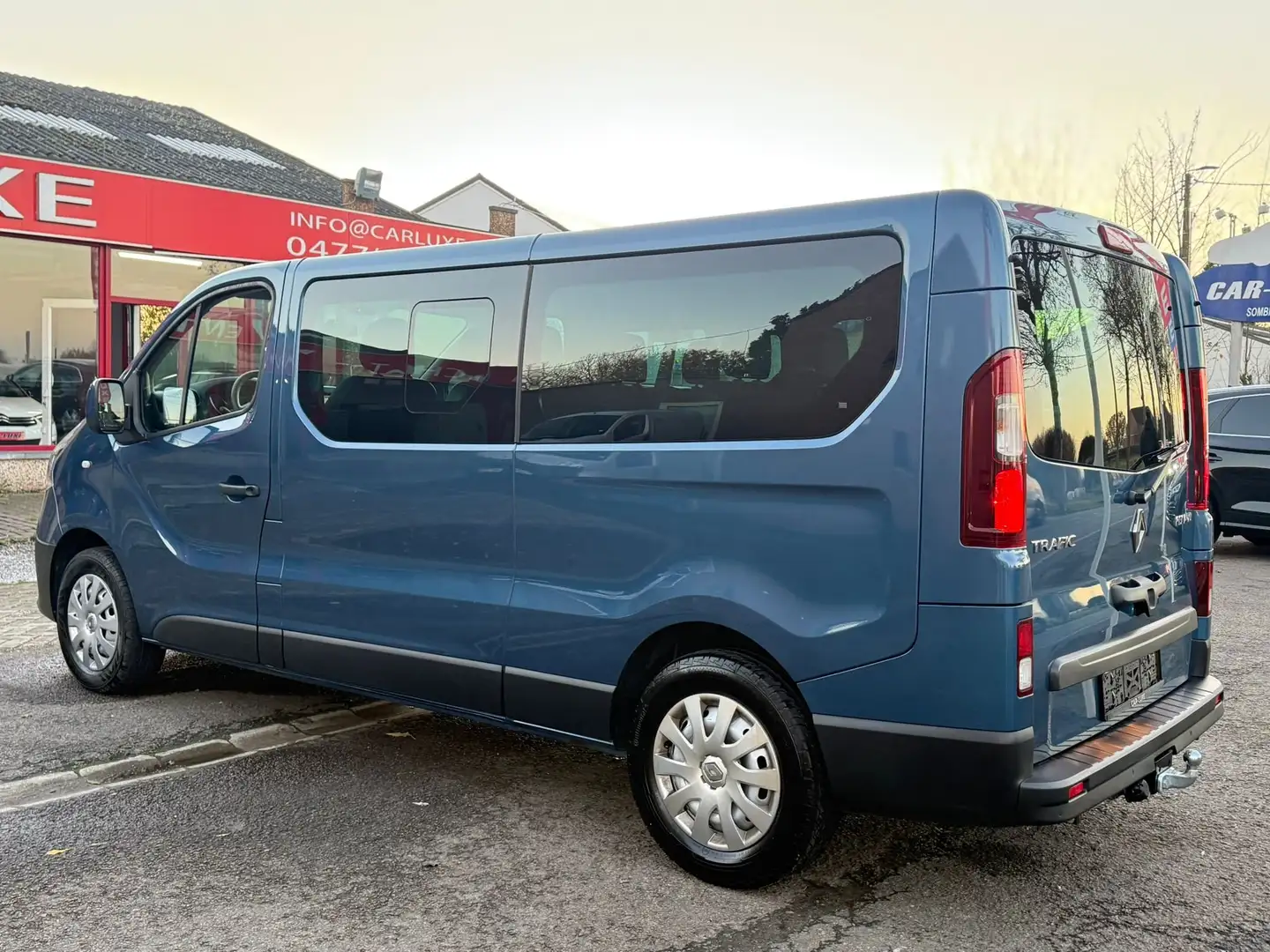 Renault Trafic 2.O DCI PASSENGER 9PLACES LONG CHASSIS Bleu - 2