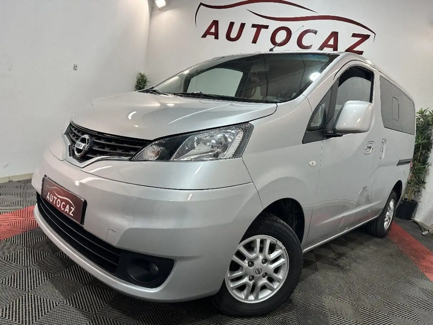Nissan NV200 COMBI 1.5 dCi 110 BVM6 Pro Pack Business +CAMERA *PREMIERE MAIN Gris - 2