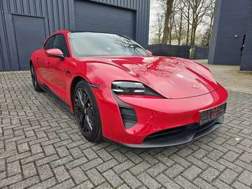 Taycan Sport Turismo GTS