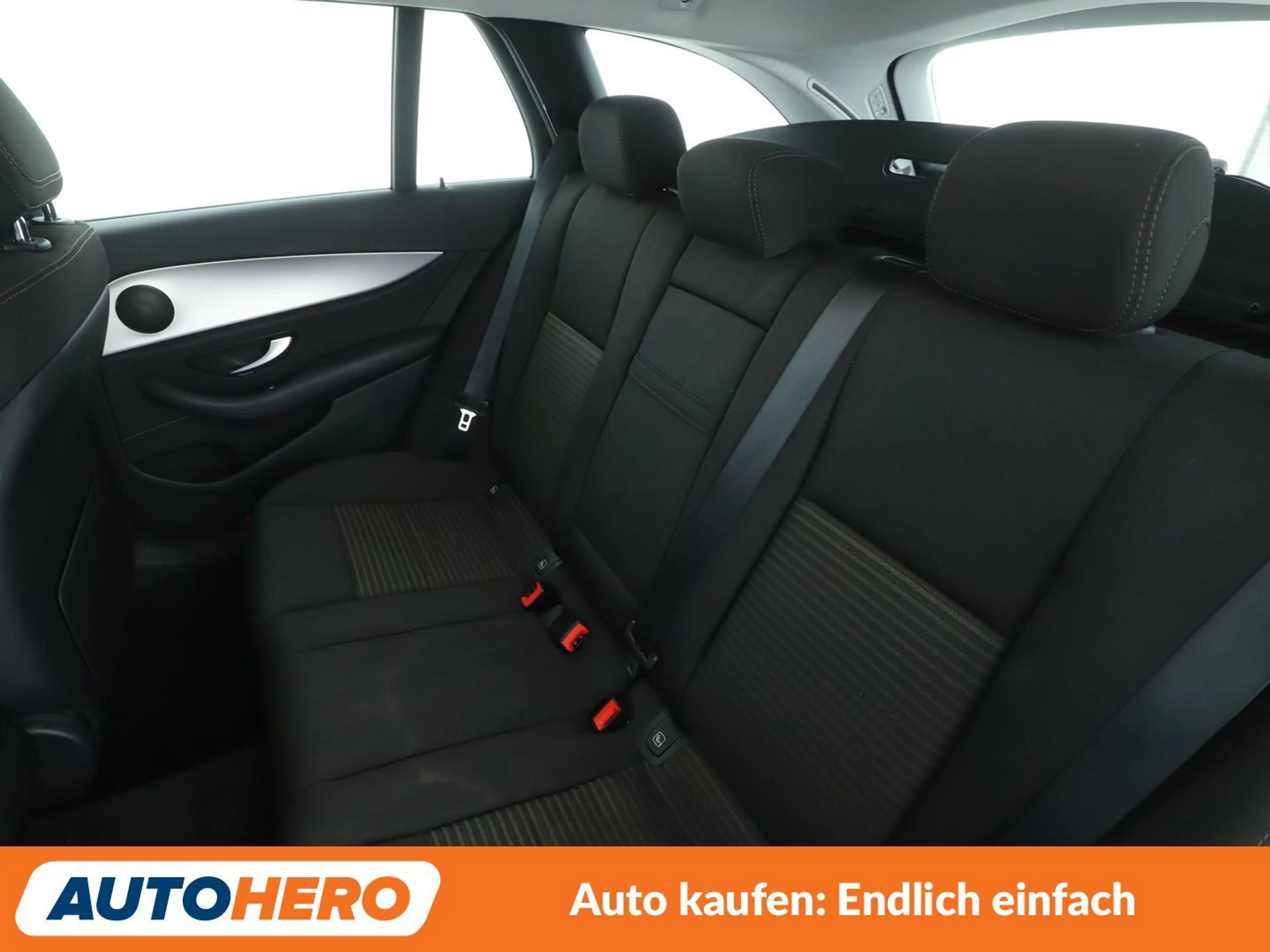 Mercedes-Benz E 300 E 300 de T Avantgarde Aut.*NAVI*TEMPO*LED*PDC*SHZ* — photo 14