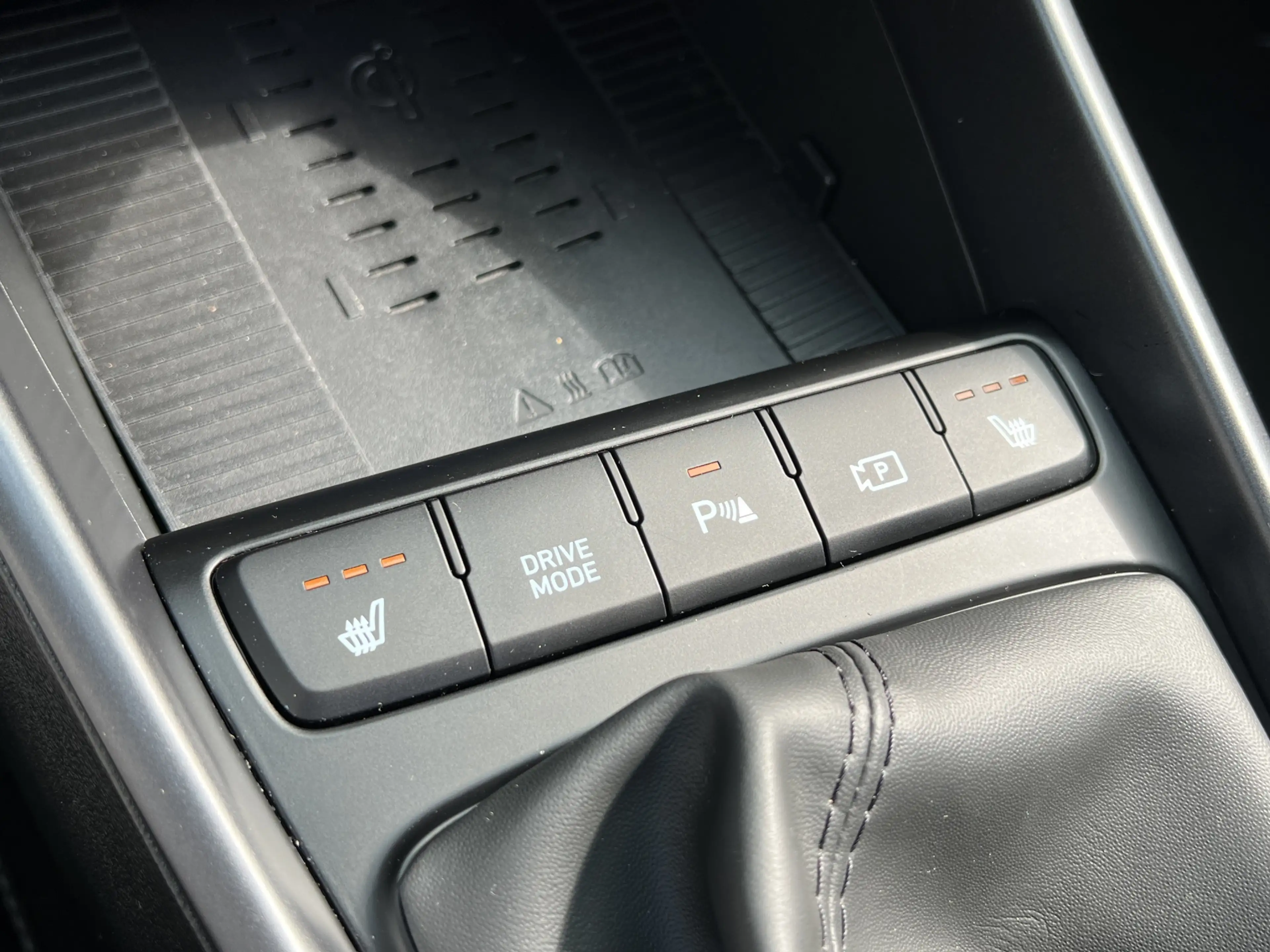Hyundai BAYON 1.0 T-GDI 100pk Premium | Camera | Carplay | Premi — photo 29