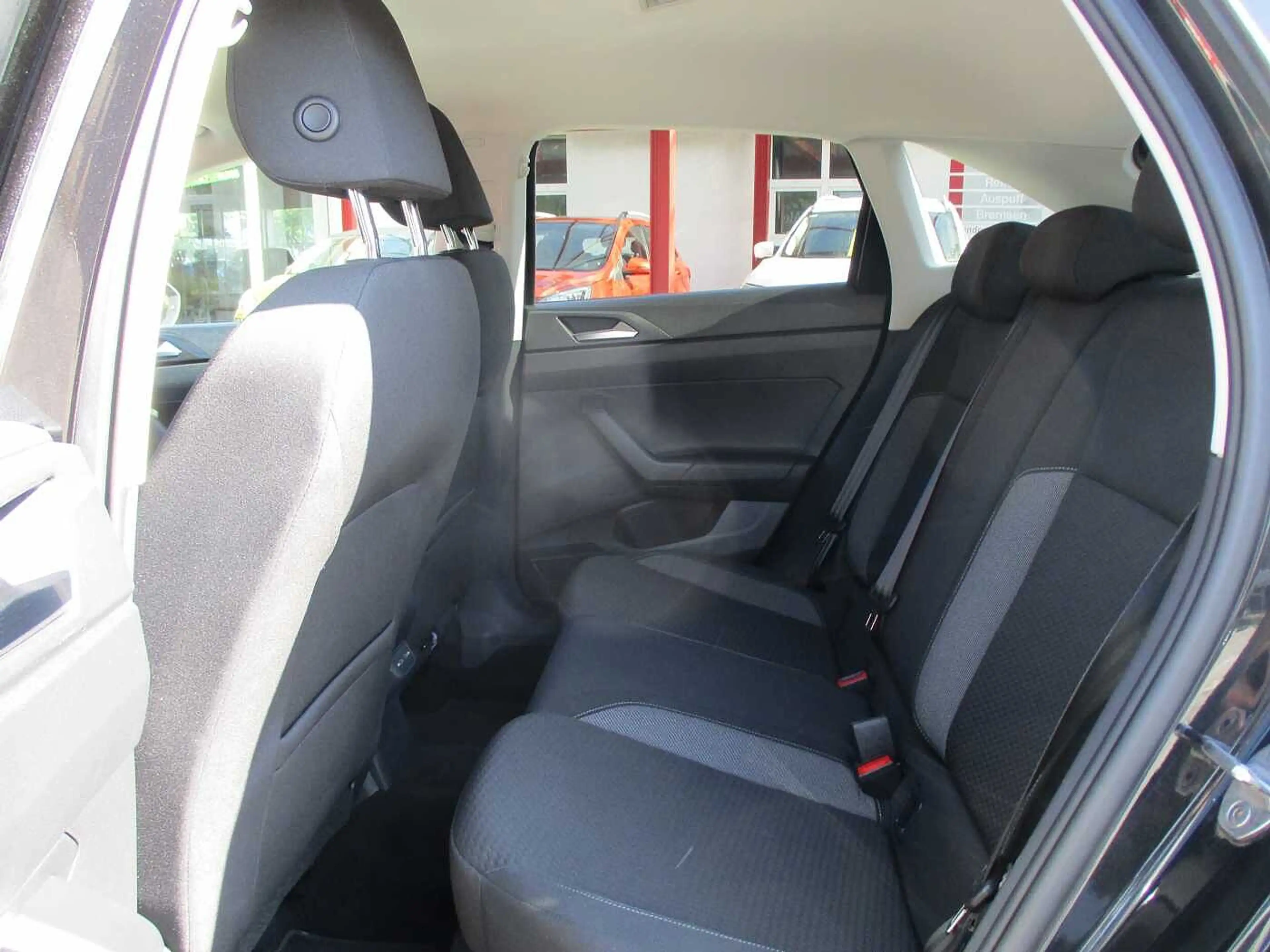 Volkswagen Taigo Life, LED, Sitzheizung, Klimaautomatik — photo 12