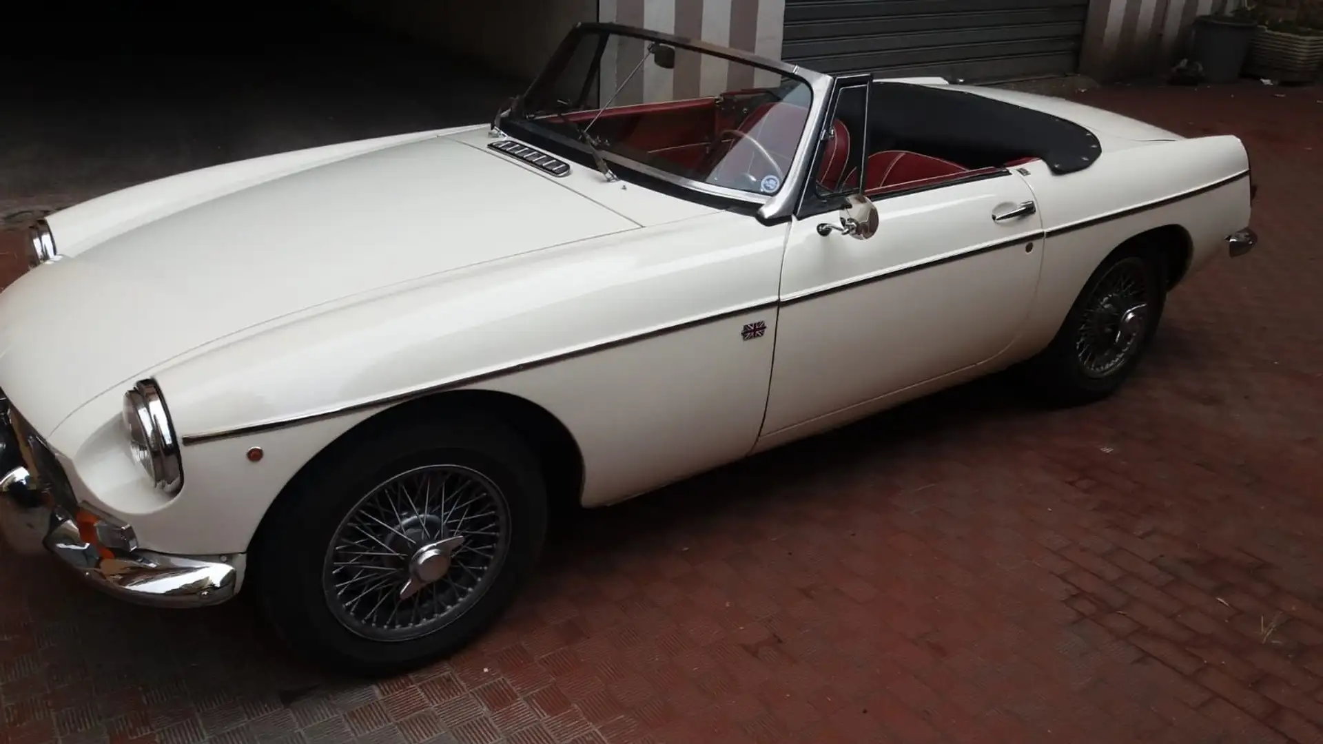 MG MGB Roadster Bianco - 2