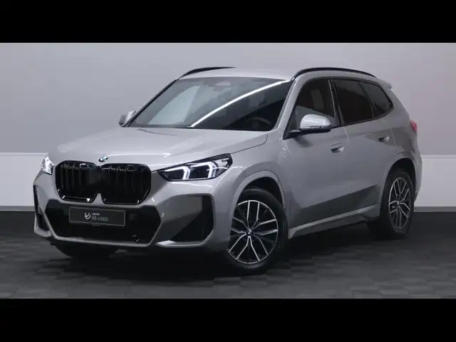 BMW X1 main image