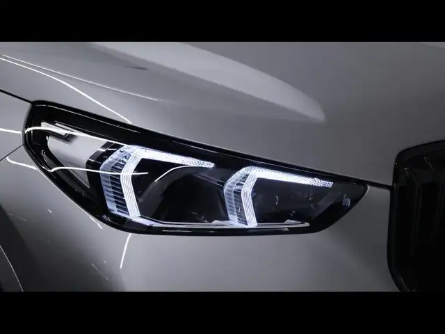 BMW X1 view 7
