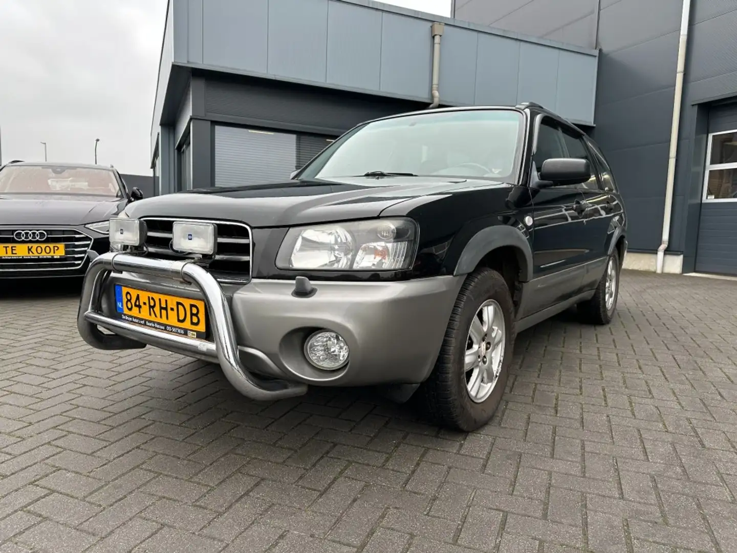 Subaru Forester 2.0 AWD Airco schuifdak Trekhaak APK febr. 2027 Schwarz - 1