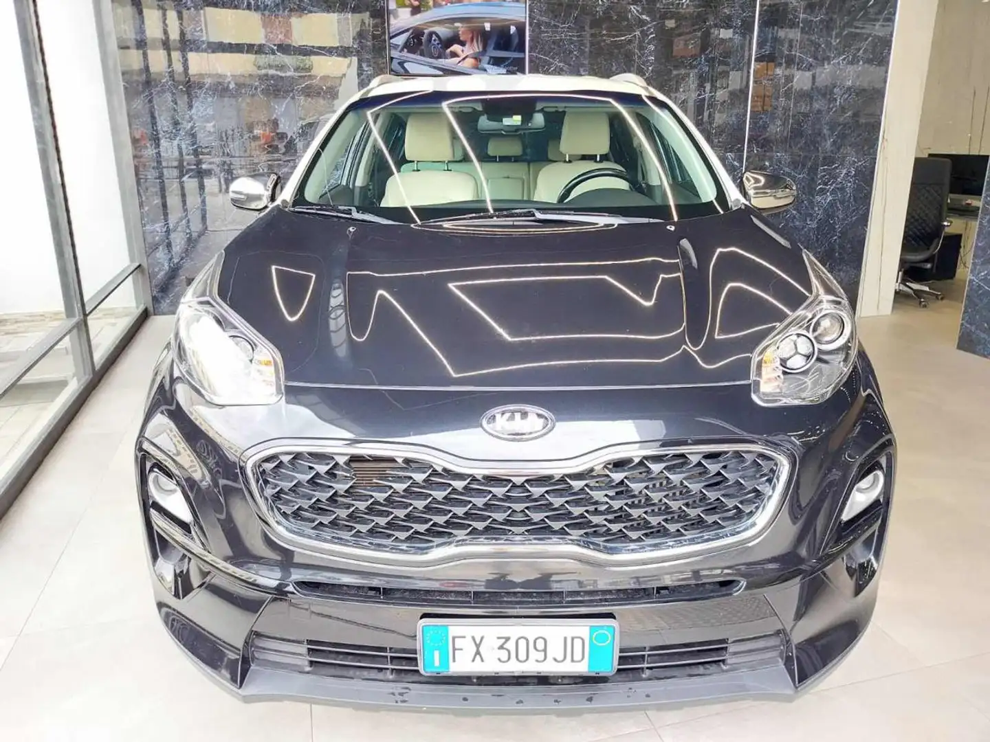 Kia Sportage 1.6 CRDI 136 CV DCT7 AWD Mild Hybrid GT Line Noir - 1