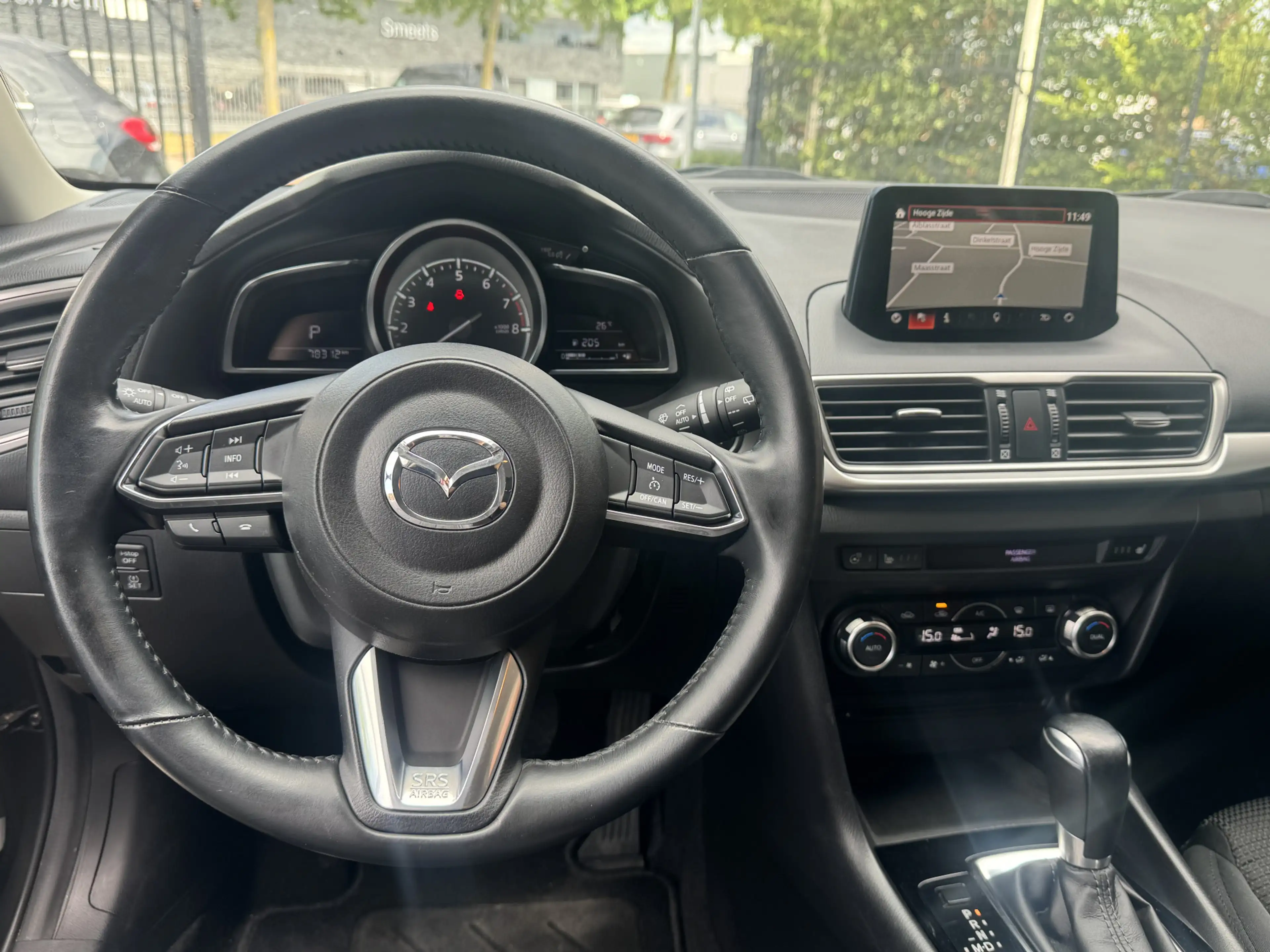 Mazda 3 2.0 SkyActiv-G 120 GT-M // NAVI // CAMERA // HEAD — photo 13
