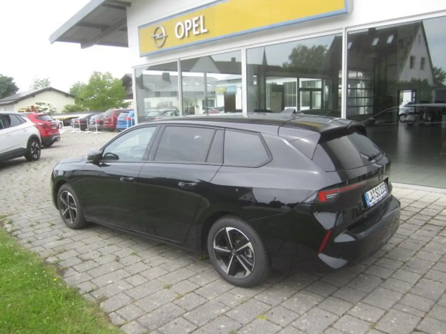 Opel Astra L ST 1.2 Turbo GS *Rückfahrkamera 360° *AHK Schwarz - 1