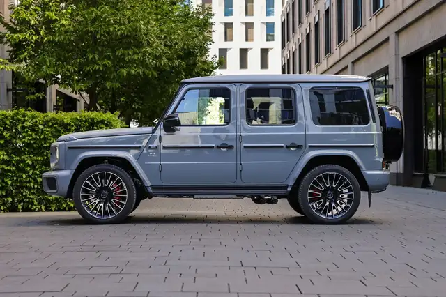Mercedes-Benz G 63 Amg view 2