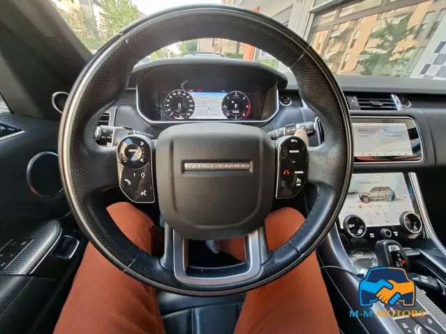 Land Rover Range Rover Sport view 9