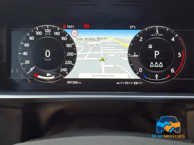 Land Rover Range Rover Sport view 10